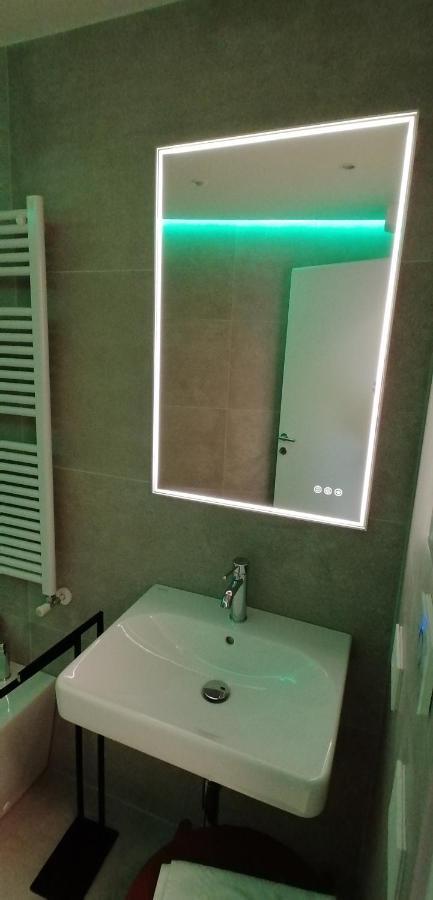 New Marina Apartments توري ديل بيناكو المظهر الخارجي الصورة