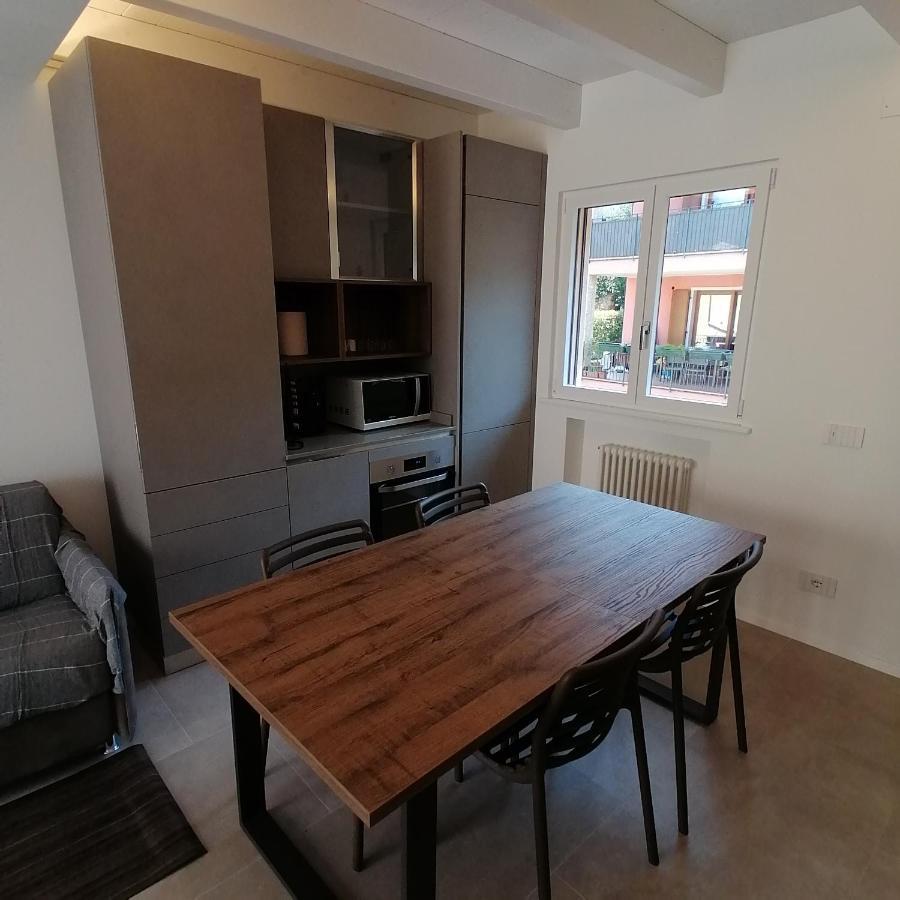New Marina Apartments توري ديل بيناكو المظهر الخارجي الصورة